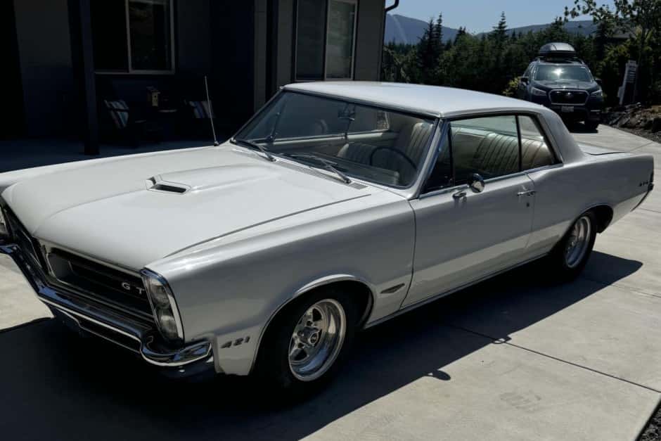 1965 Pontiac GTO sold for $17,500