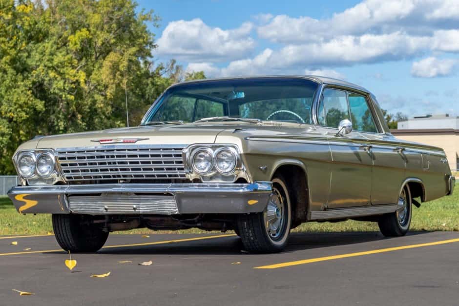 1962 Chevrolet Impala sold for $6,500
