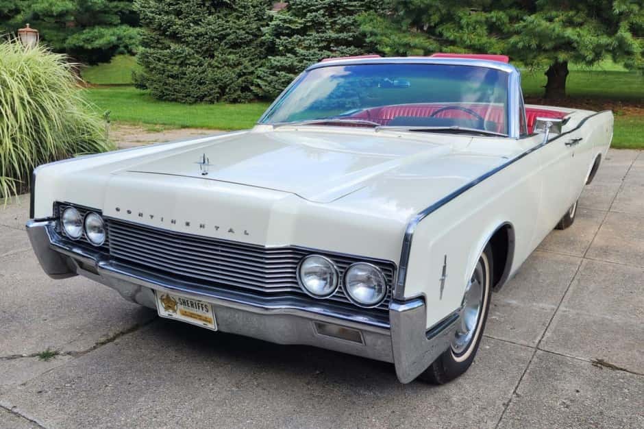 1966 Lincoln Continental (1961-1969) sold for $62,000