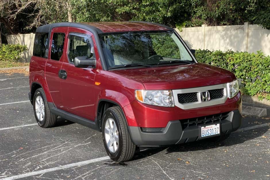 2011 Honda Element sold for $19,250