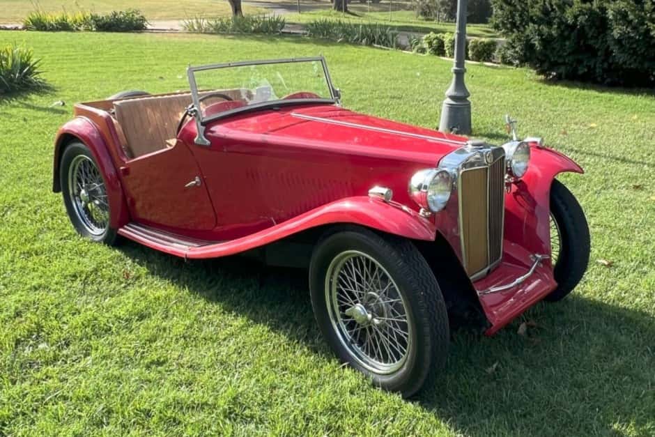 1947 MG TC sold for $10,250
