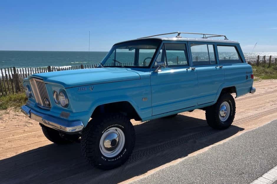 1965 Jeep SJ Wagoneer sold for $22,000