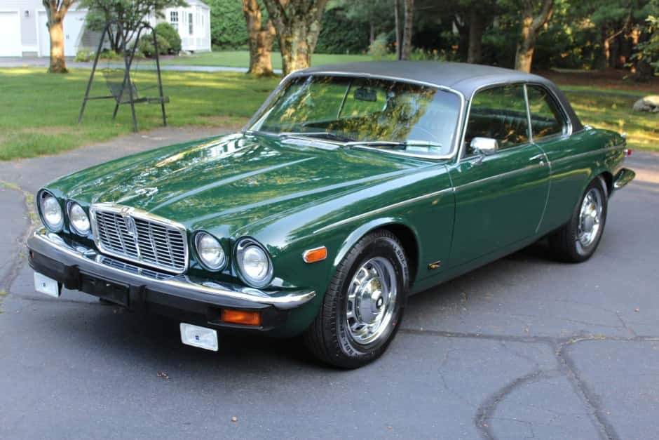 1975 Jaguar XJ Coupe (1975-1978) sold for $25,250