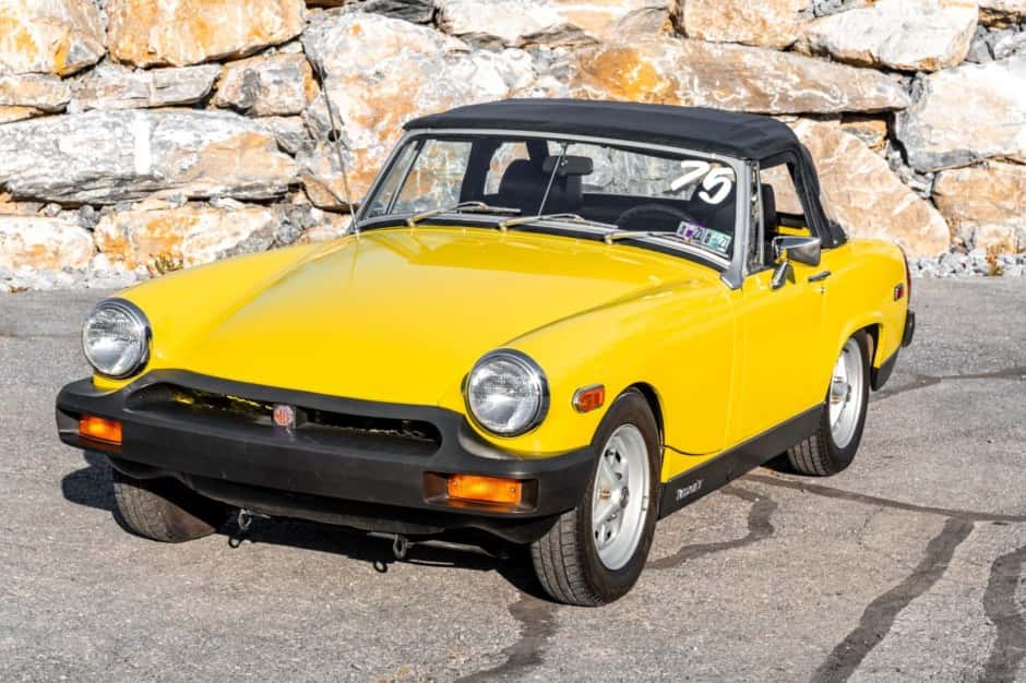 1975 MG Midget sold for $7,000