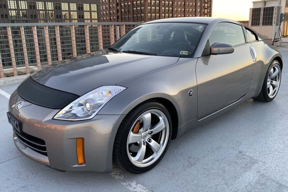 2008 Nissan 350Z sold for $23,250