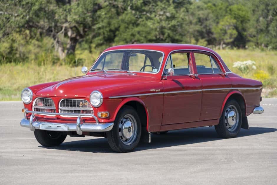 1962 Volvo Amazon sold for $12,250