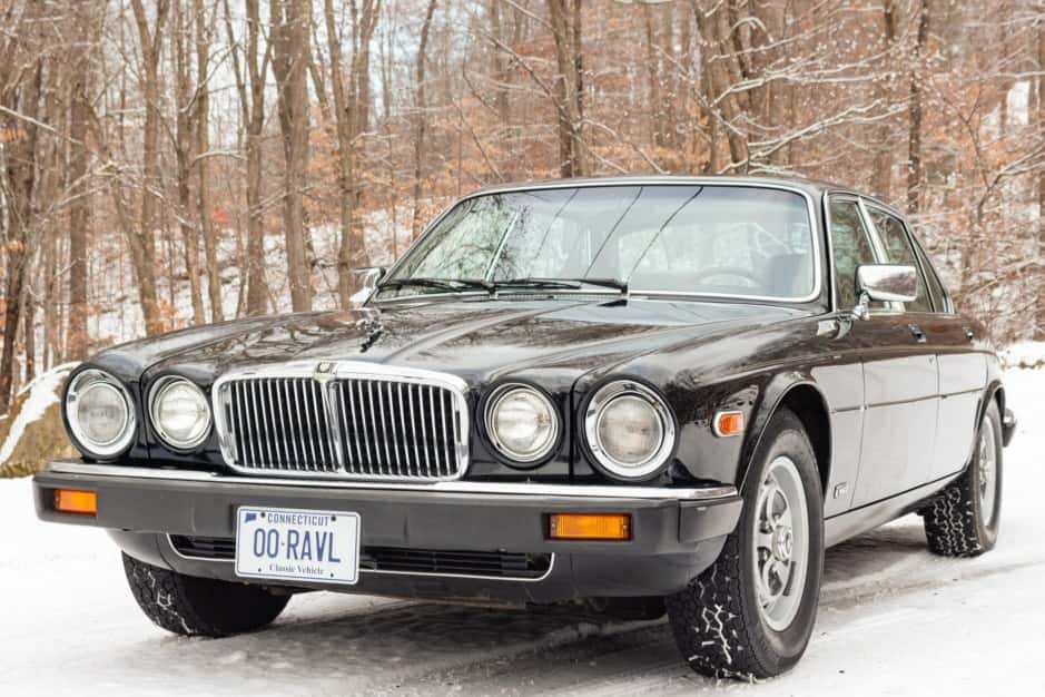 1986 Jaguar XJ Series 3 (1980-1992) sold for $16,000