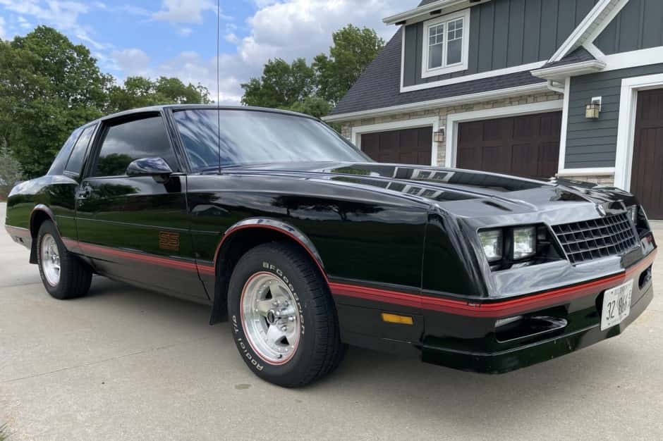 1987 Chevrolet Monte Carlo sold for $17,888