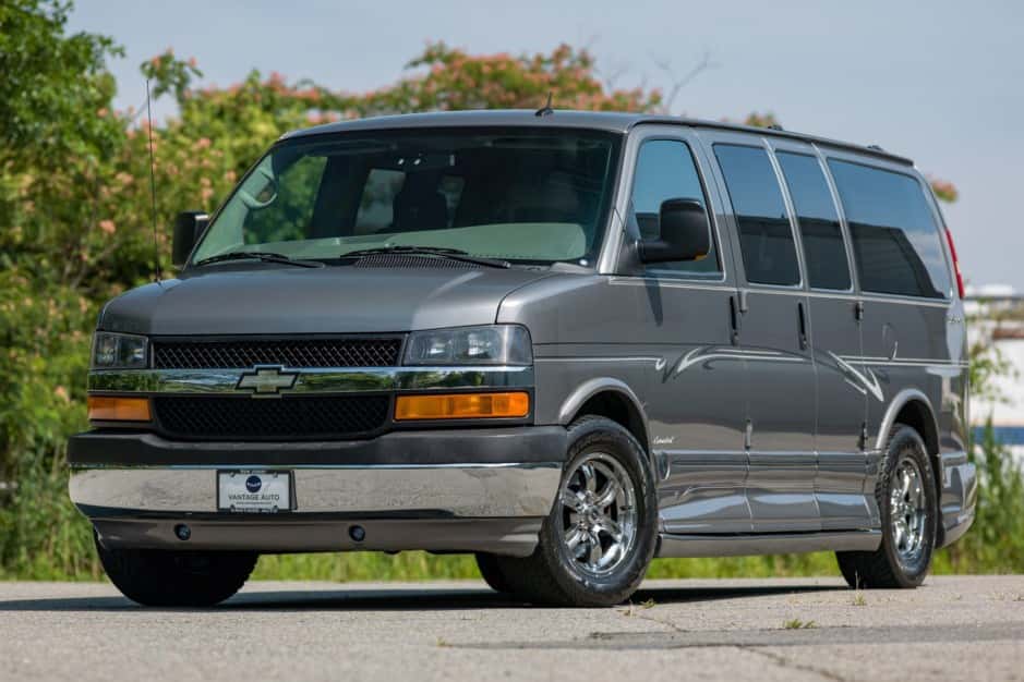 2013 Chevrolet Express sold for $17,250