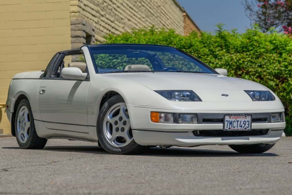 1993 Nissan Z32 300ZX sold for $9,600