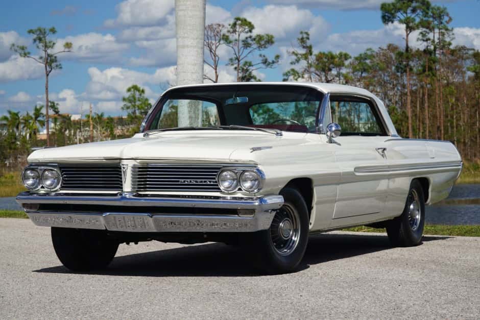 1962 Pontiac Catalina sold for $174,000