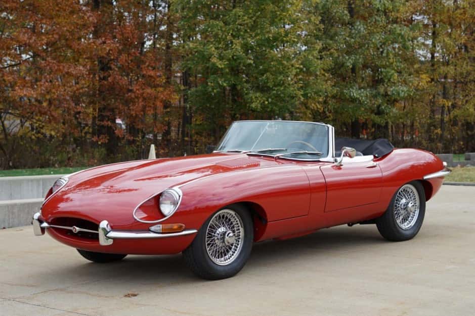 1968 Jaguar XKE Series I sold for $155,000