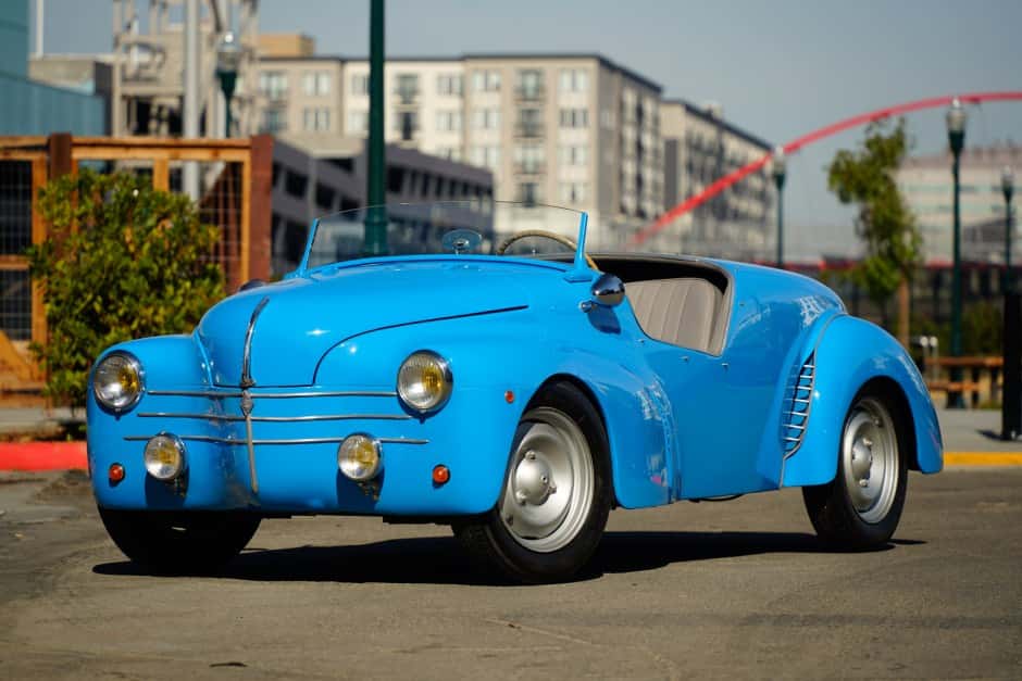 1950 Renault 4CV sold for $23,751