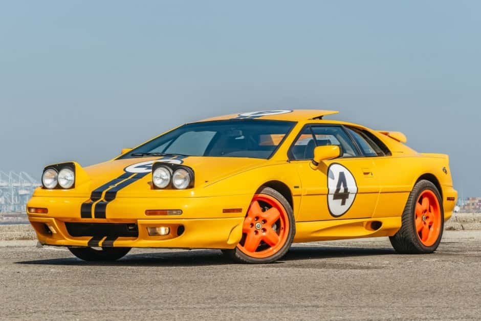 1994 Lotus Esprit sold for $28,500