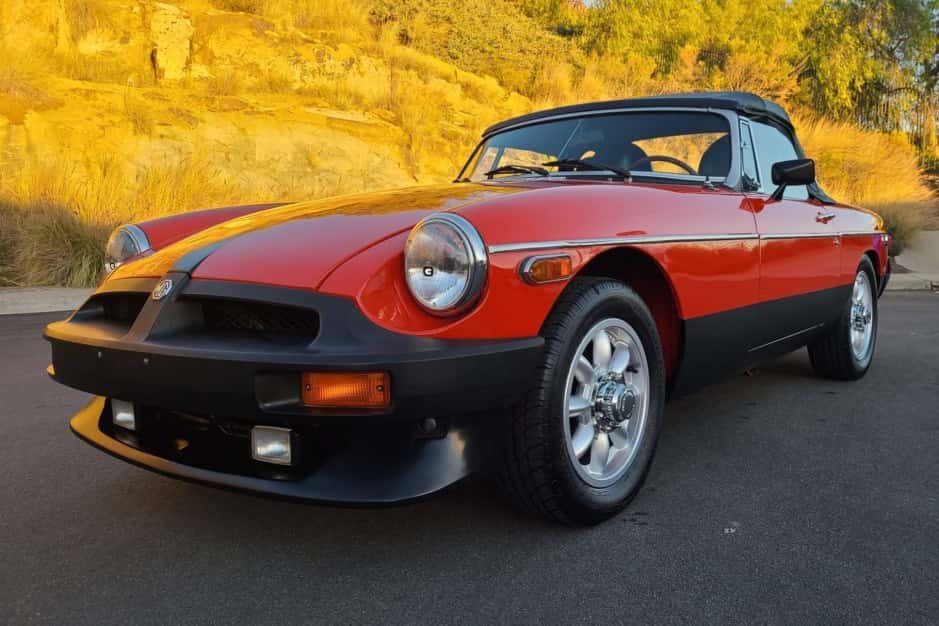 1975 MG MGB sold for $12,000