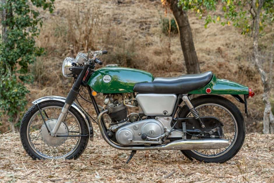 1968 Norton Commando sold for $7,100