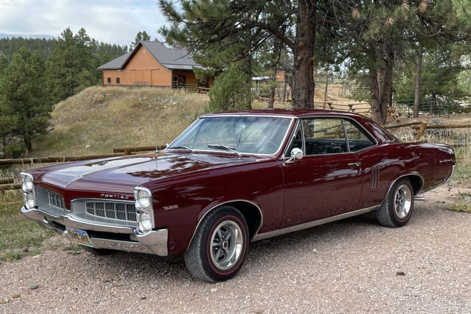 1967 Pontiac Tempest / LeMans sold for $29,500