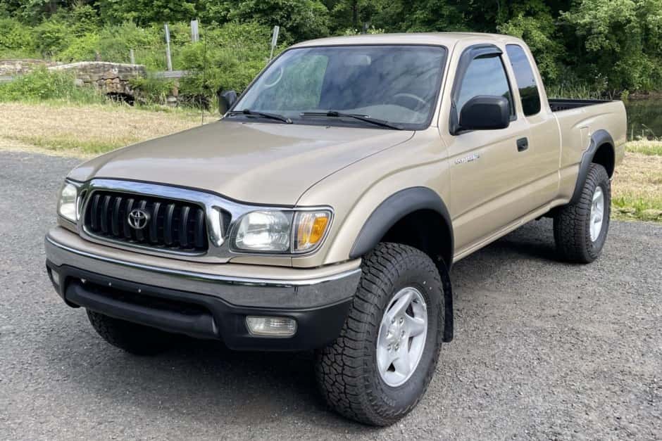 2003 Toyota Tacoma (N1X0 1995-2005) sold for $11,250