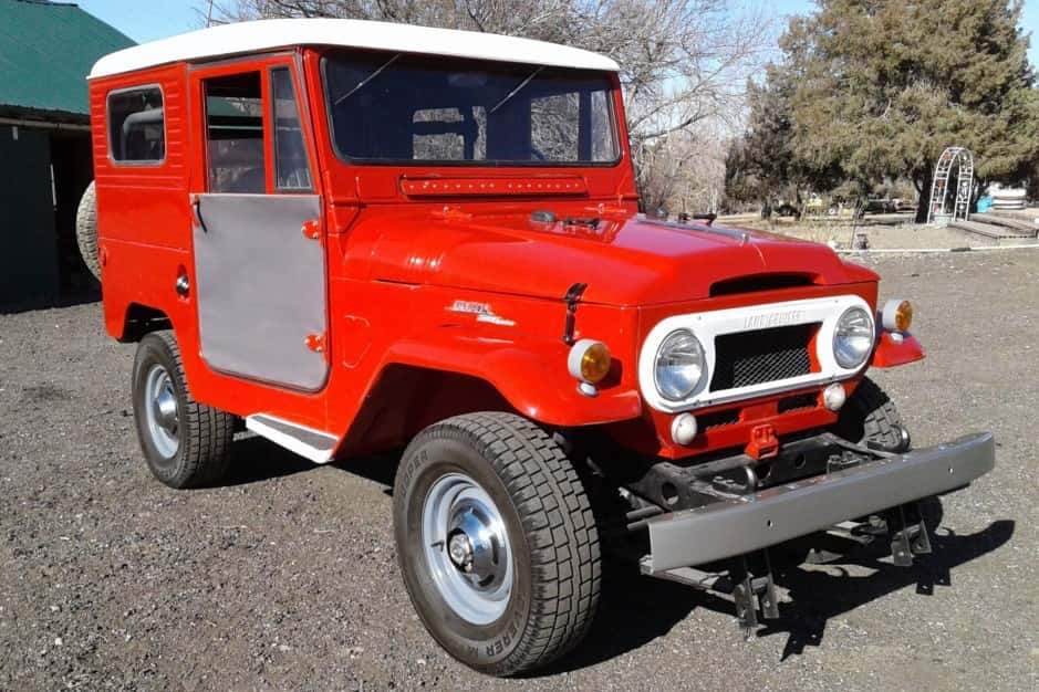 1961 Toyota Land Cruiser FJ40 sold for $22,000
