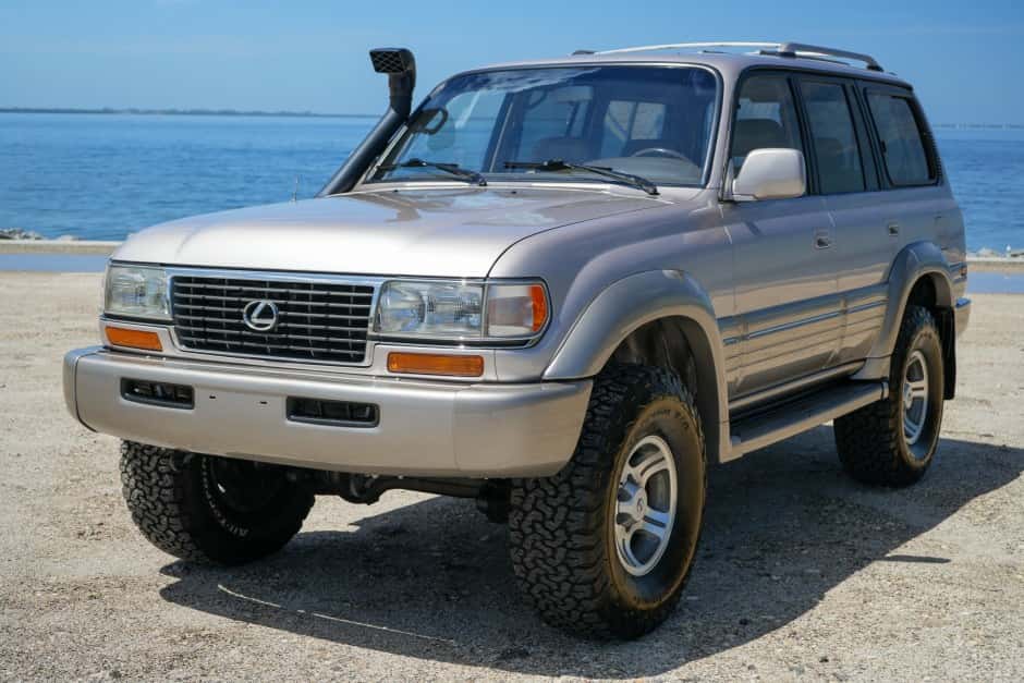 1997 Lexus LX450 sold for $32,740