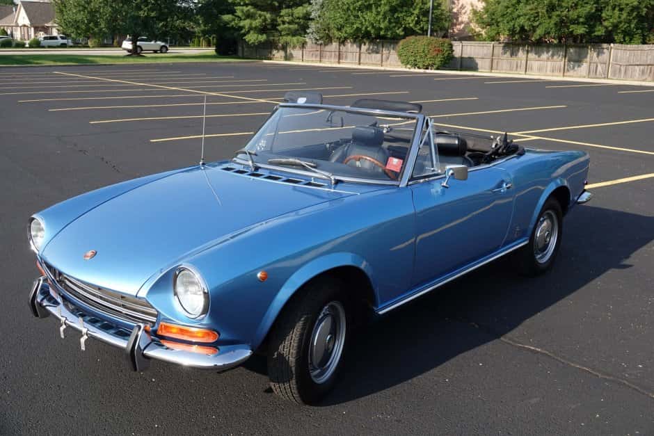 1969 Fiat 124 Spider (1966-1985) sold for $17,124