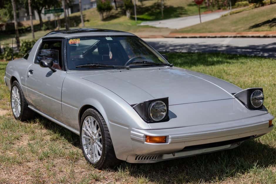 1984 Mazda RX-7 FB sold for $12,250