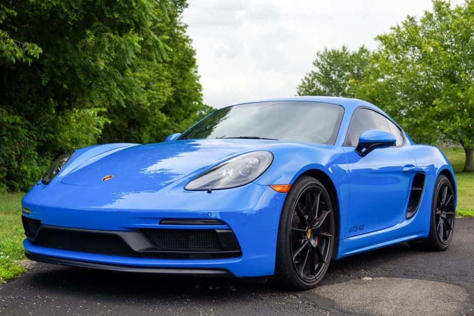 2023 Porsche 982 718 Cayman sold for $92,000