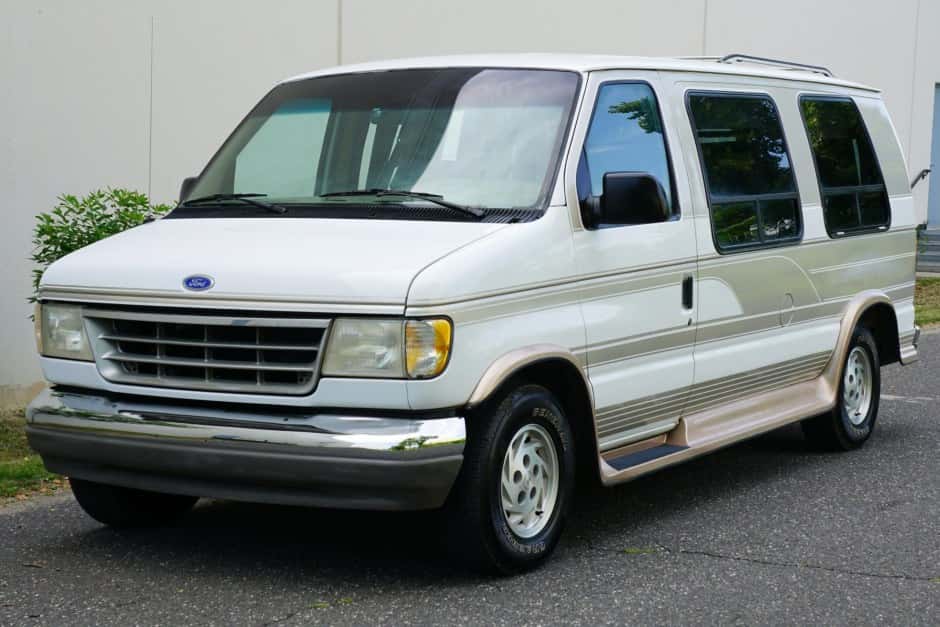 1992 Ford Econoline Van sold for $10,000