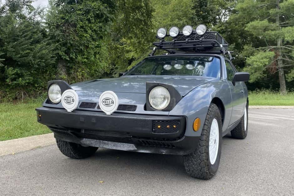 1981 Porsche 924 sold for $11,111