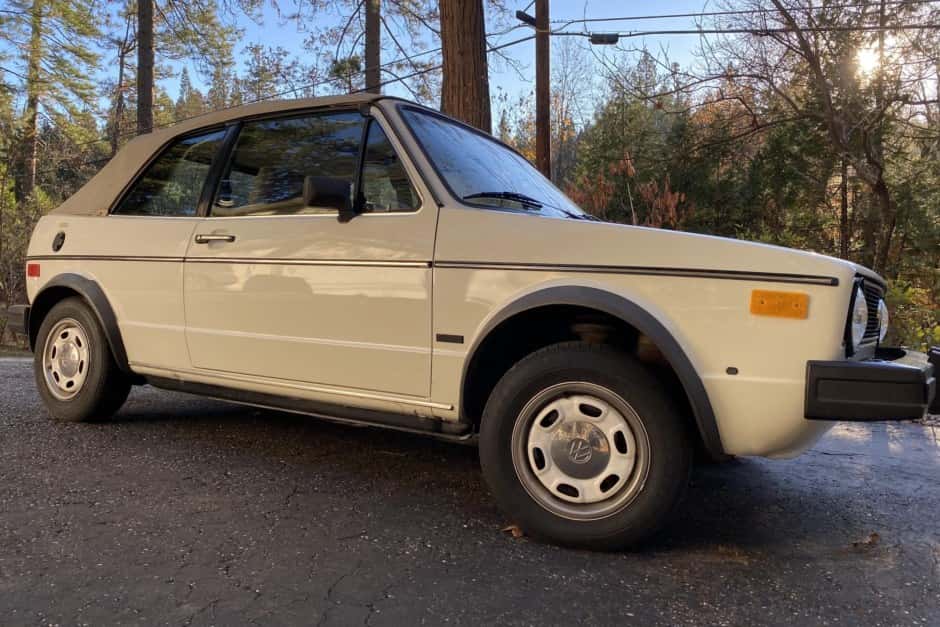 1985 Volkswagen Golf/Rabbit Cabriolet sold for $8,150