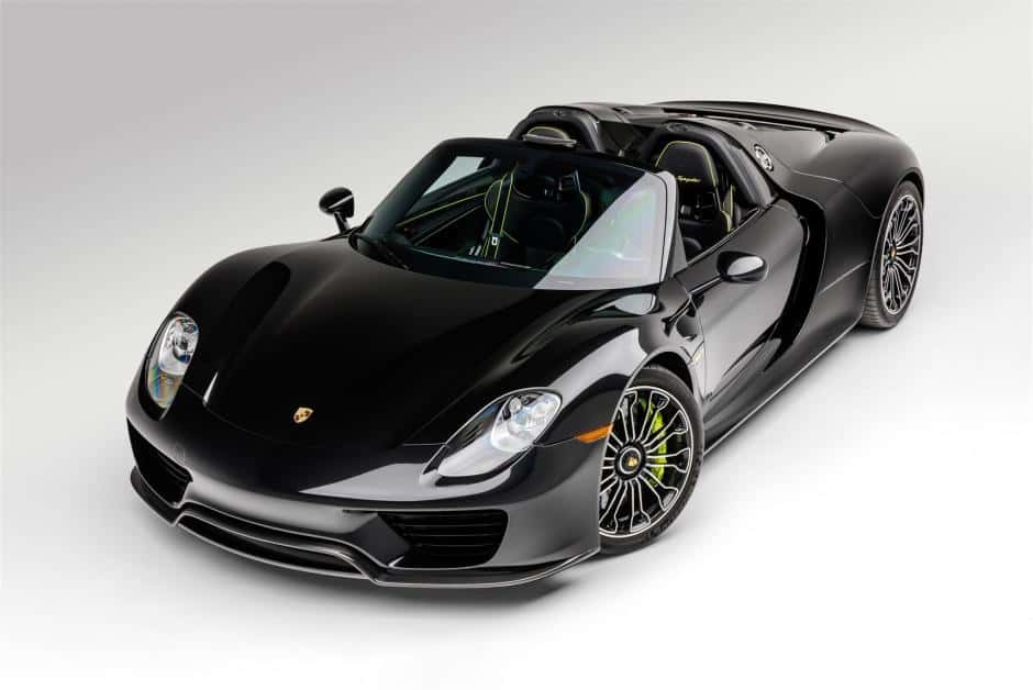 2015 Porsche 918 Spyder sold for $1,551,000