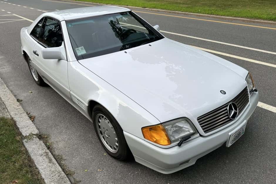 1992 Mercedes-Benz R129 SL sold for $13,800
