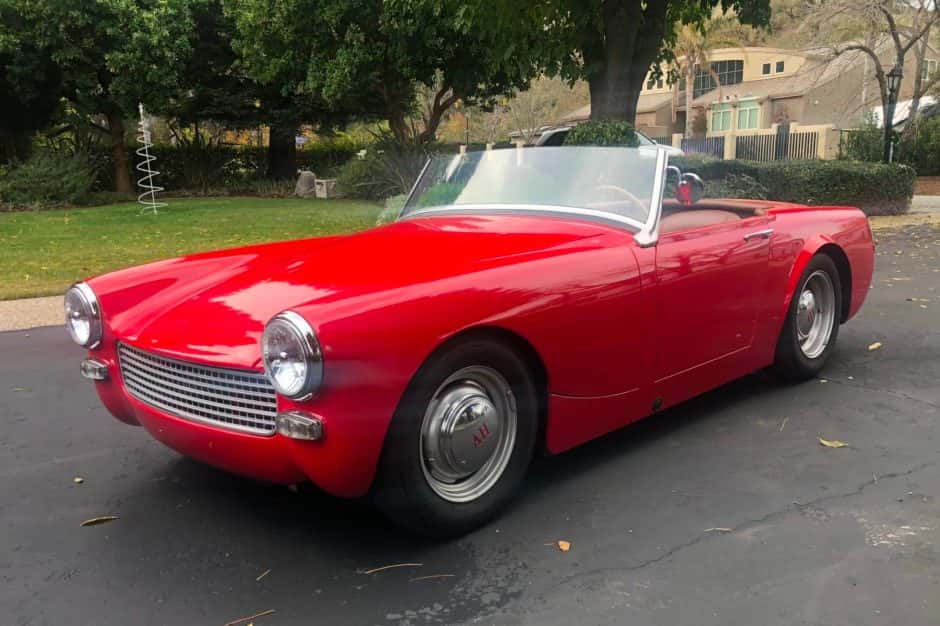 1966 MG Midget sold for $9,250