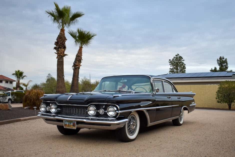 1959 Oldsmobile 98 sold for $14,500