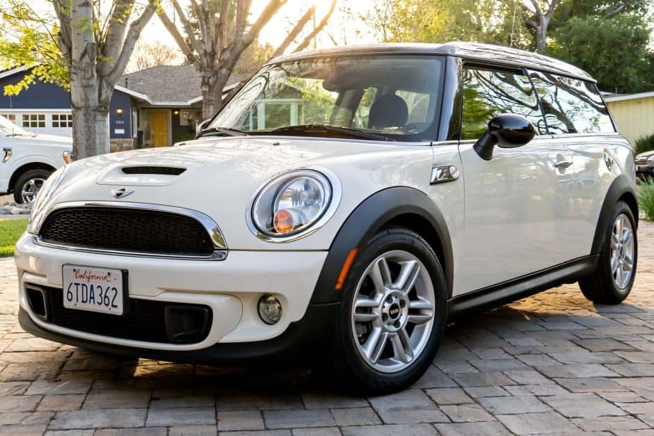 2011 Mini R55 Clubman sold for $7,000