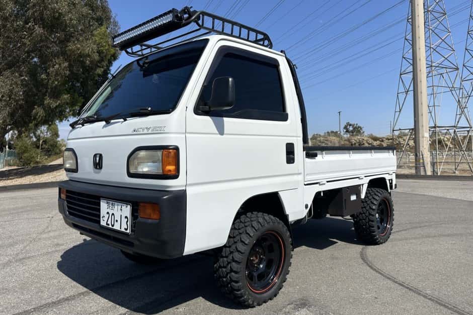 1991 Honda Acty sold for $9,500