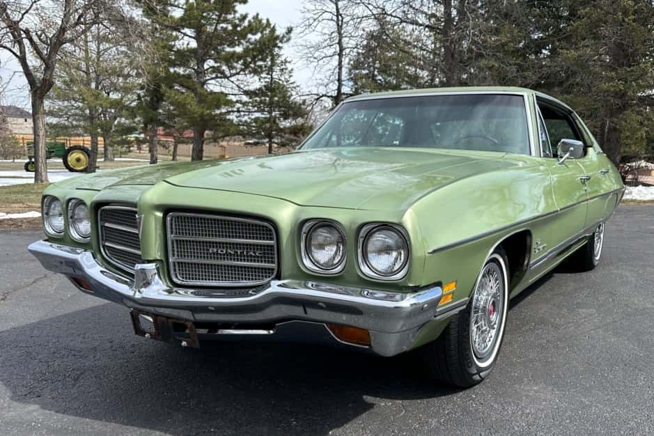 1972 Pontiac Tempest / LeMans sold for $12,250