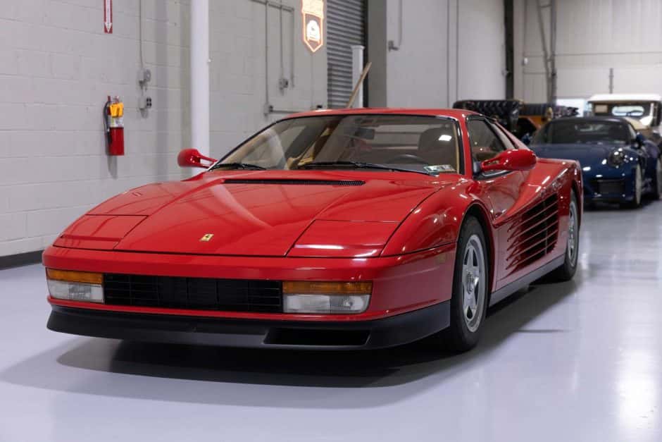 1987 Ferrari Testarossa sold for $121,000