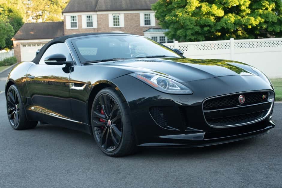 2016 Jaguar F-Type sold for $41,250
