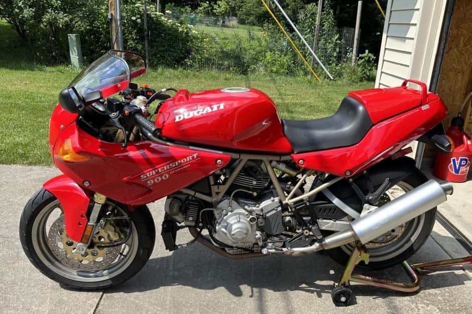 1996 Ducati 750, 800, 900, & 1000 Supersport (1988-2007) sold for $7,300