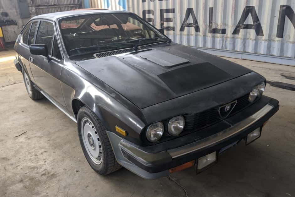 1982 Alfa Romeo GTV6 sold for $7,000
