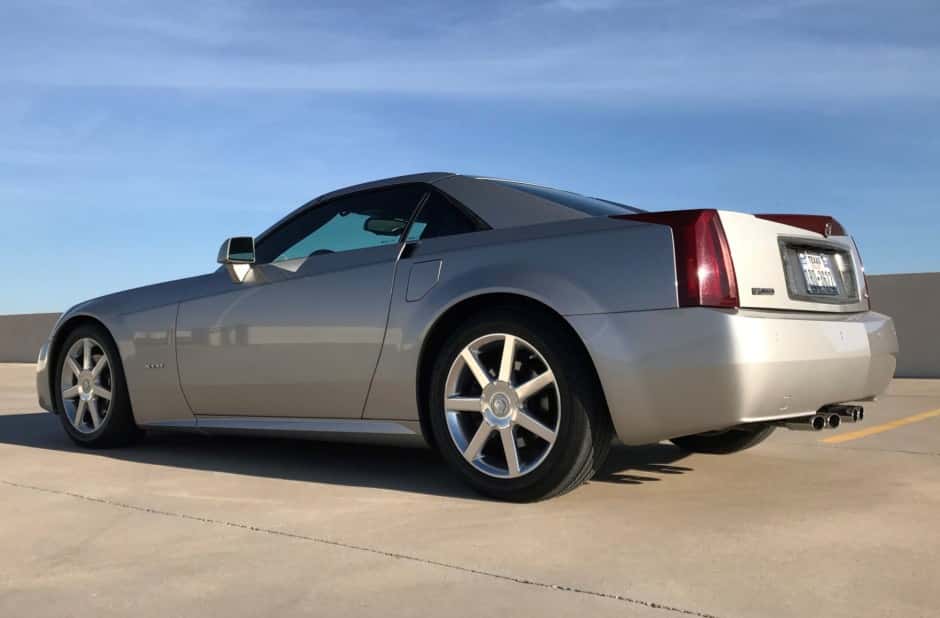 2005 Cadillac XLR sold for $22,500