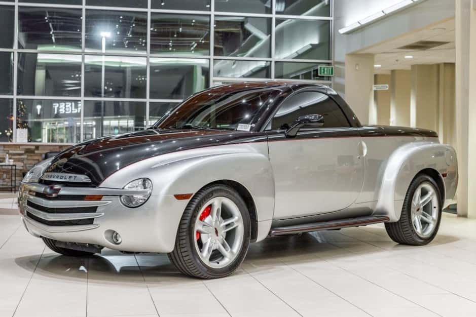 2005 Chevrolet SSR sold for $38,750