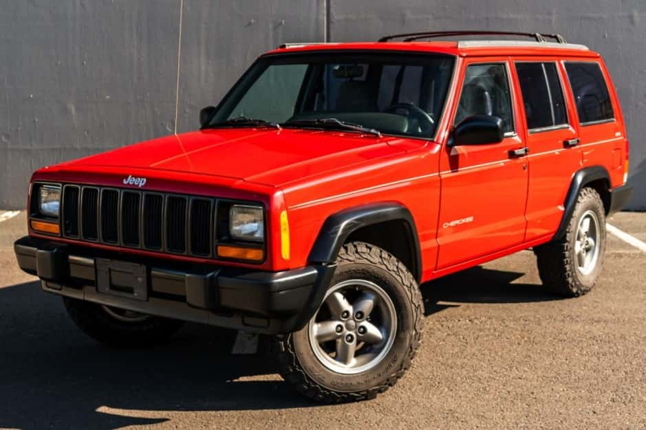 1997 Jeep XJ Cherokee sold for $9,750