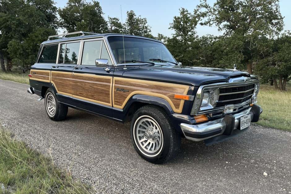 1991 Jeep SJ Grand Wagoneer sold for $50,000