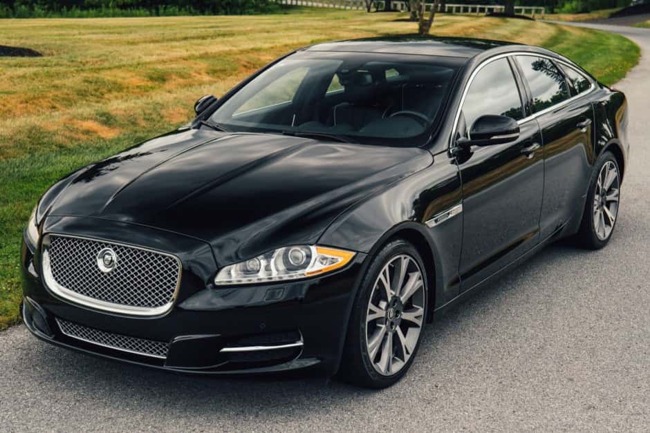 2011 Jaguar X351 XJ (2010-2019) sold for $22,750