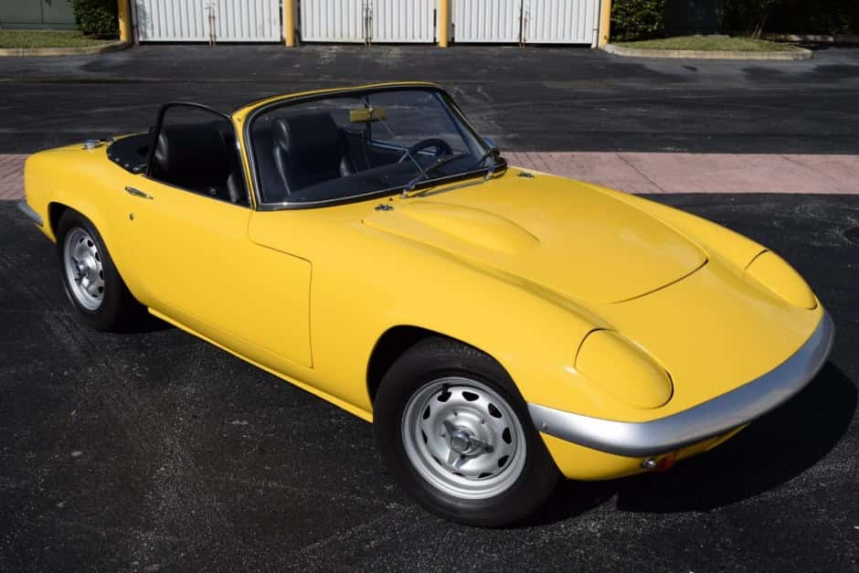 1968 Lotus Elan (1962-1975) sold for $31,000