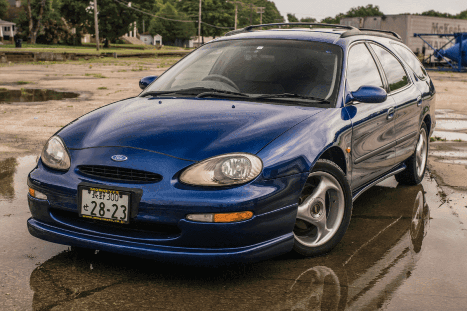 1996 Ford Taurus Sedan & Wagon sold for $9,300