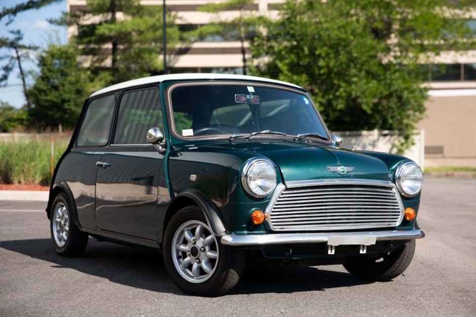 1996 Mini Mk VI & Mk VII sold for $13,583