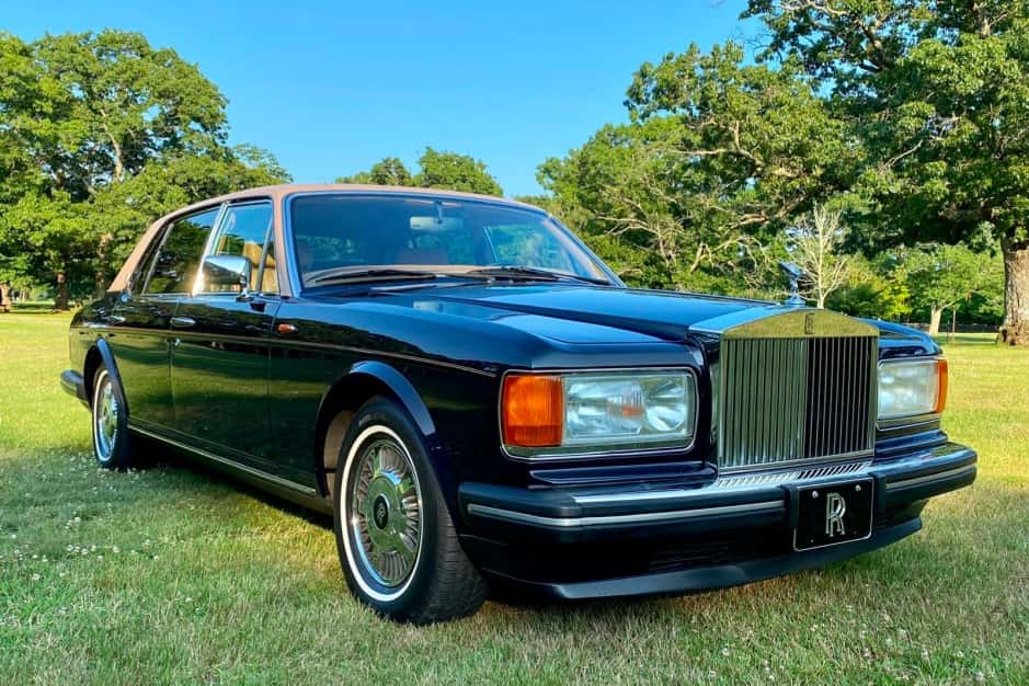 1994 Rolls-Royce SZ Silver Spirit & Silver Spur sold for $26,000